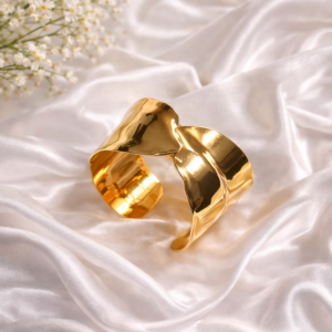 Anti Tarnish  Golden bracelet