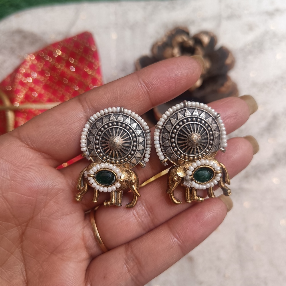 Royal Elephant studs Dual tone Green