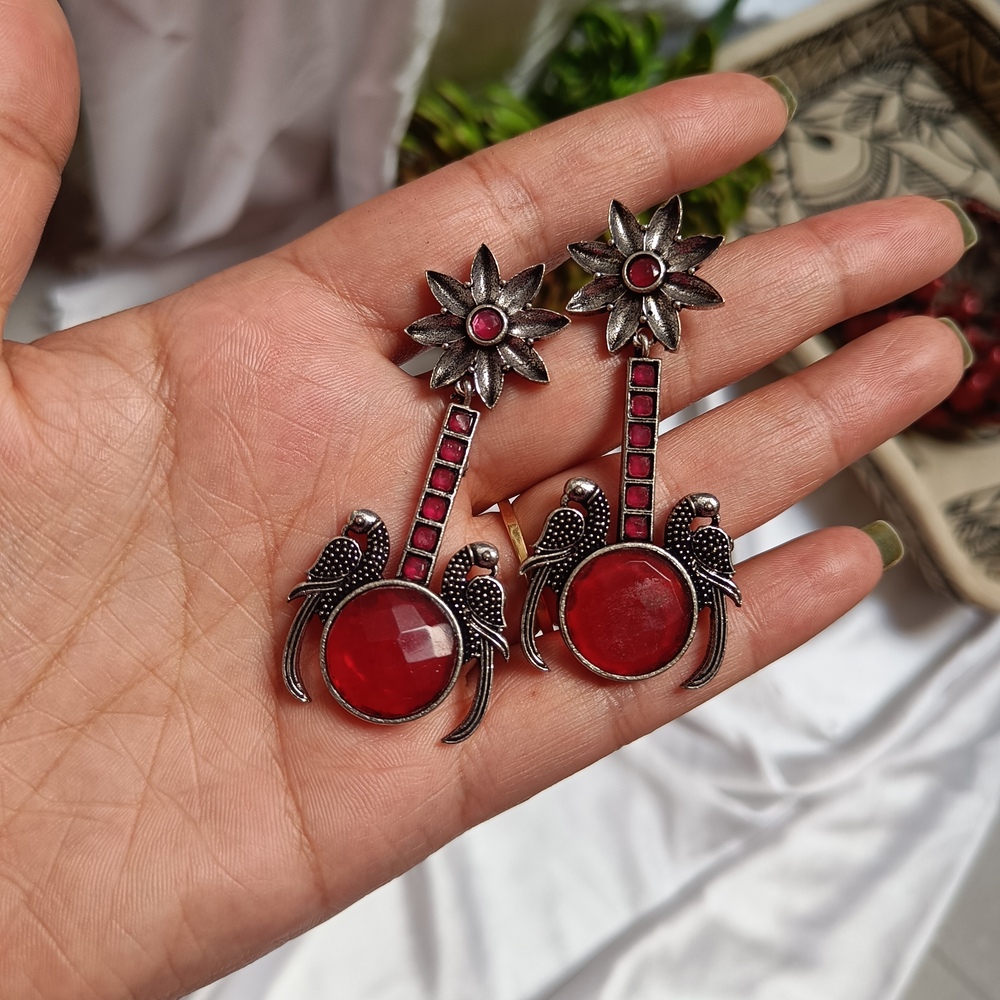 Peacock motif brass earrings Red