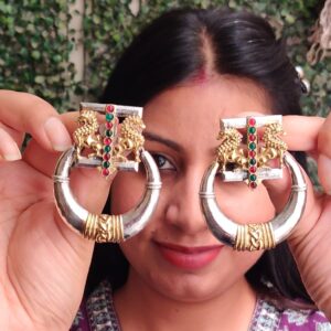 Shahi Ashwa Dual tone earrings